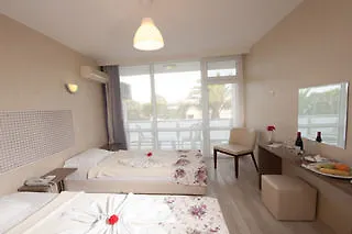A11 Çeşme