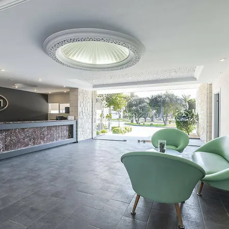 A11 Otel Çeşme