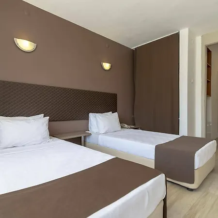 A11 Otel Çeşme